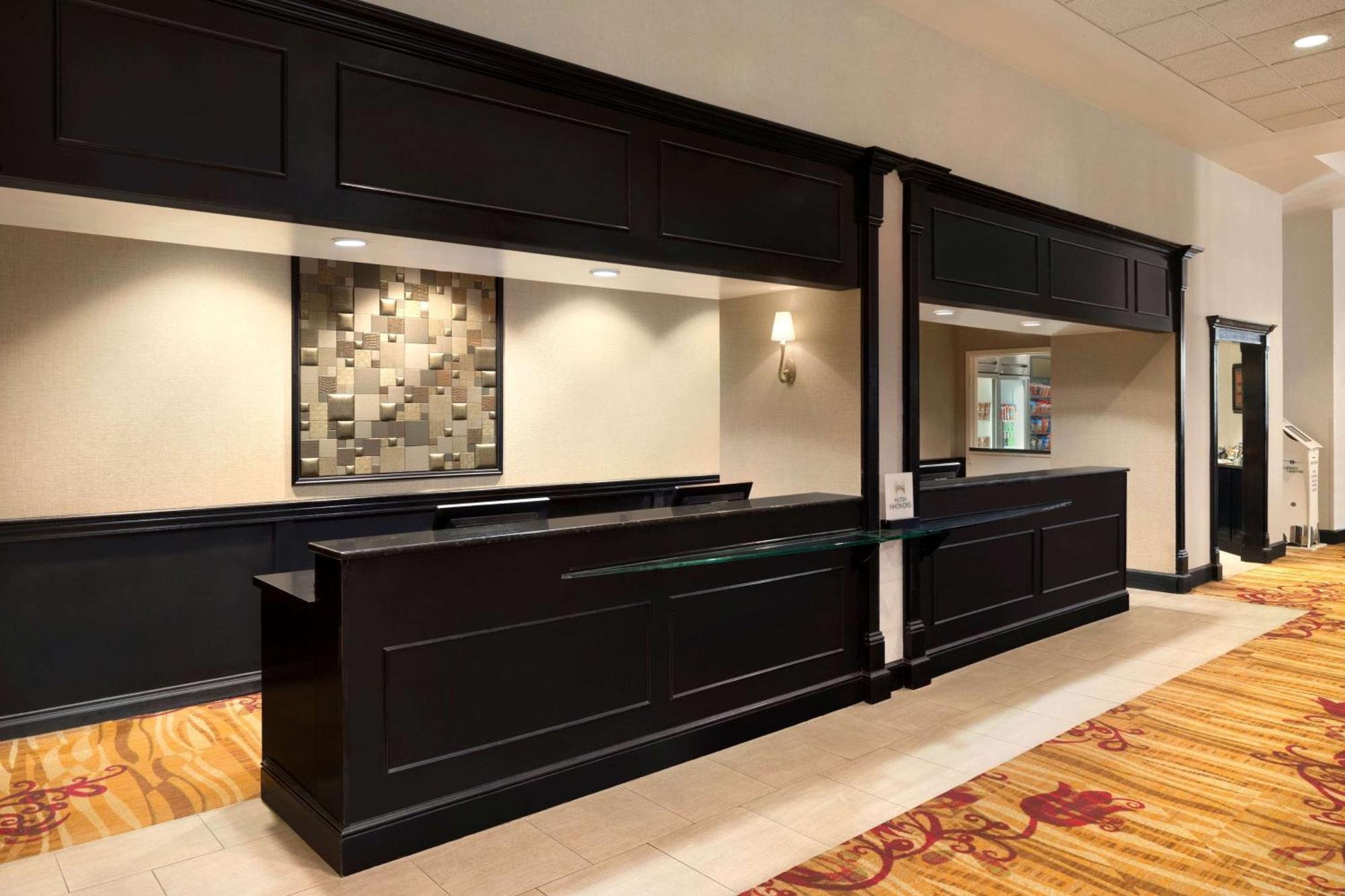 Hilton Fort Wayne At The Grand Wayne Convention Center (Adults Only) Exteriör bild