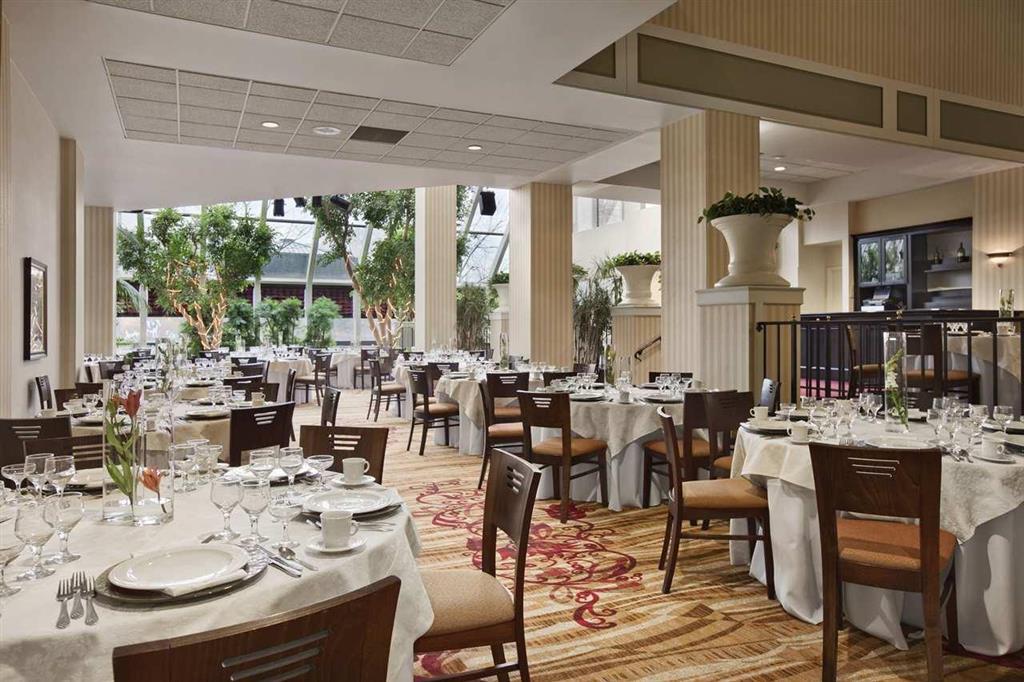 Hilton Fort Wayne At The Grand Wayne Convention Center (Adults Only) Restaurang bild